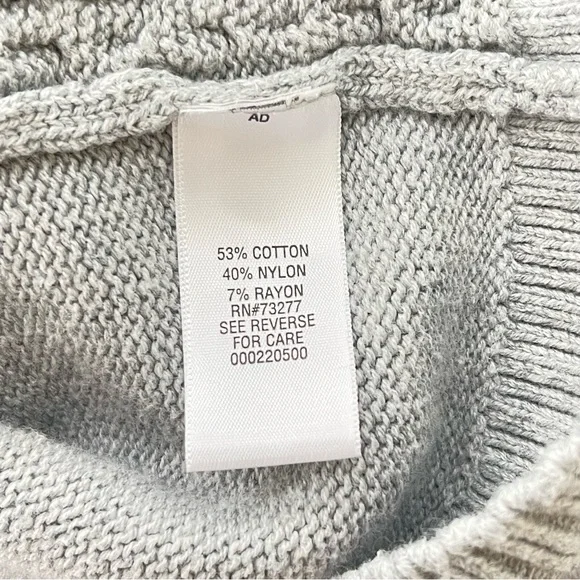 Croft & Barrow V Neck Sweater - Picture 6 of 6